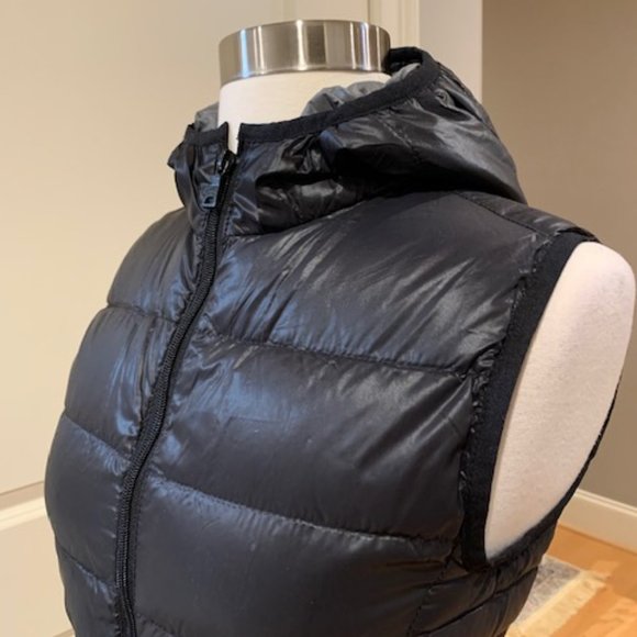 Peace Love Chill Packable Down Puffer Vest with Hood - Picture 5 of 12